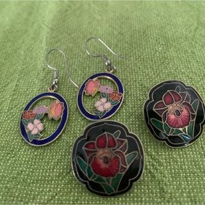 Set of two vintage pierced cloisonné earrings.